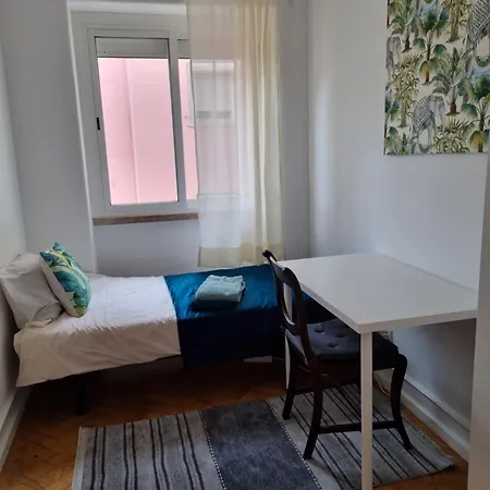 Coliving In Center Long-term 홈스테이 *