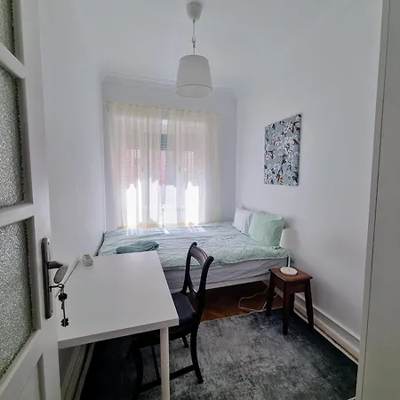 Coliving In Center Long-term 홈스테이